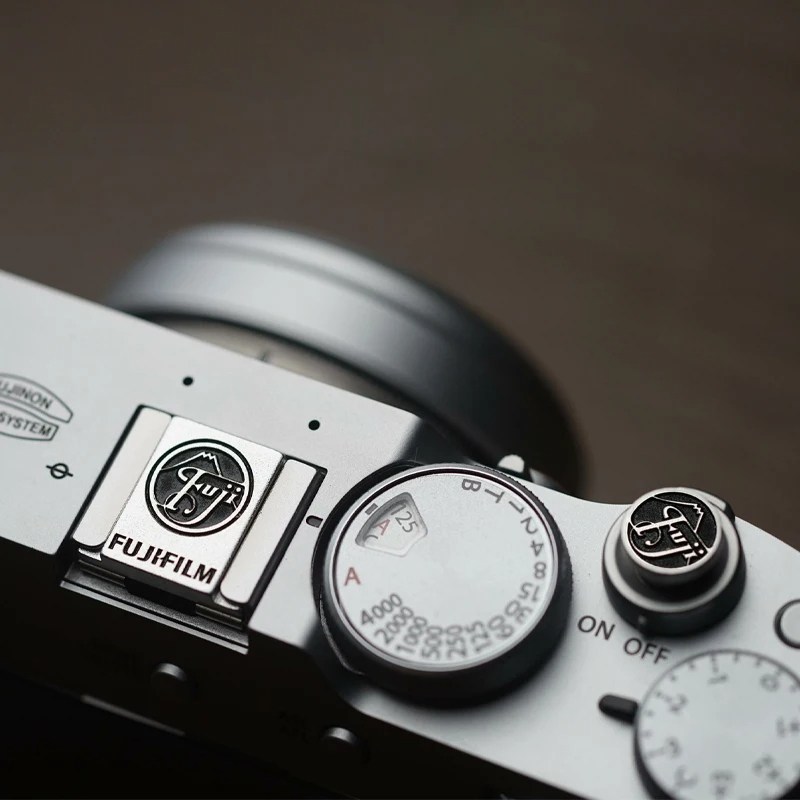 Cubierta Metálica para el Botó - Canon Camera Eos R50 reseña y precio